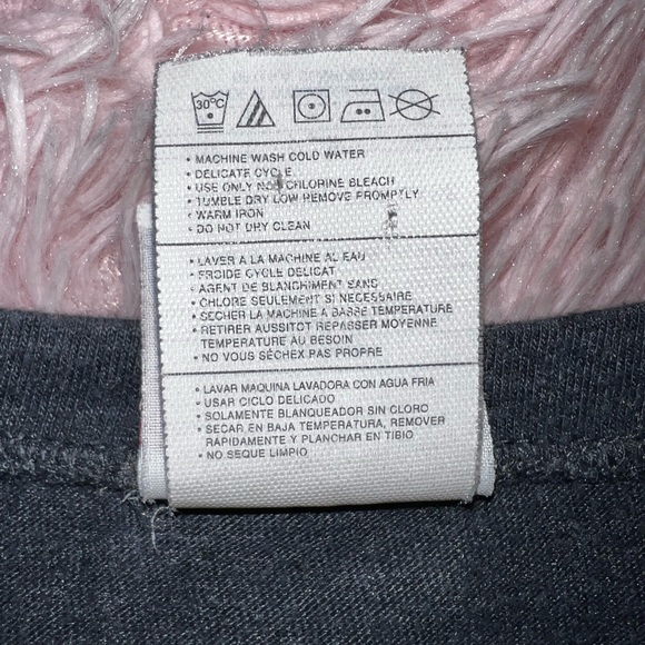 MLB Genuine Merchandise Detroit Tigers Women's T Shirt Size Medium - Picture 6 of 7